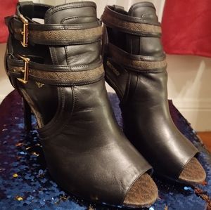 Michael Kors Blaze Booties